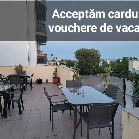 Nord, Plaja Acapulco, Garsoniere Four Studios, Bucatarie Comuna, Baie Proprie, Etaj 4, Fara Lift