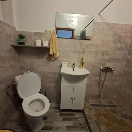 Nord, Plaja Acapulco-debarcader, Garsoniere Four Studios, Bucatarie Comuna, Baie Proprie, Etaj 4, Fara Lift Apartmán *