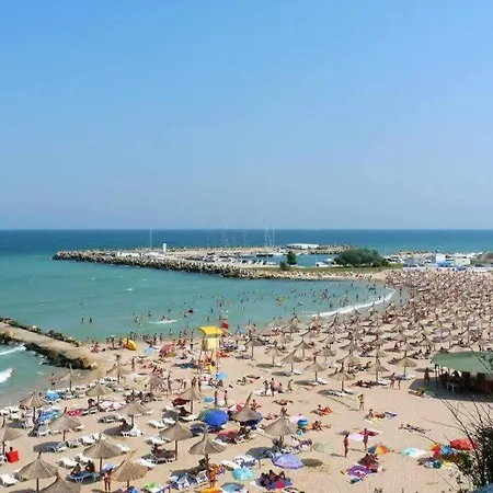 Nord, Plaja Acapulco-debarcader, Garsoniere Four Studios, Bucatarie Comuna, Baie Proprie, Etaj 4, Fara Lift דירה