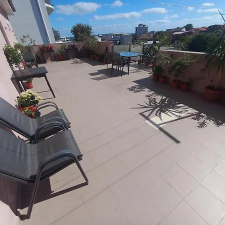 Nord, Plaja Acapulco-debarcader, Garsoniere Four Studios, Bucatarie Comuna, Baie Proprie, Etaj 4, Fara Lift Эфорие Норд